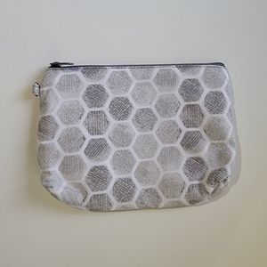 Thirty-one Mini Zipper Pouch - Stepping Stones